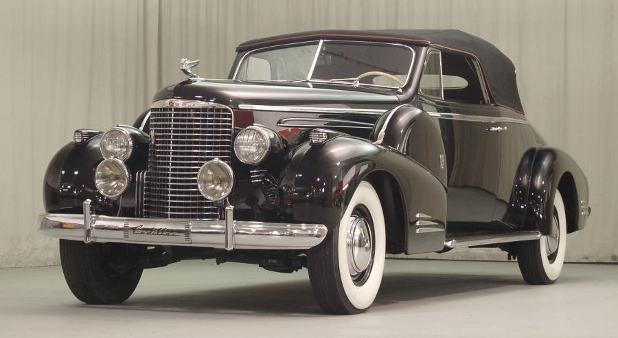  Cadillac V16 Series 39-90 Convertible Coupe 1939 года  (фото 1 из 1)